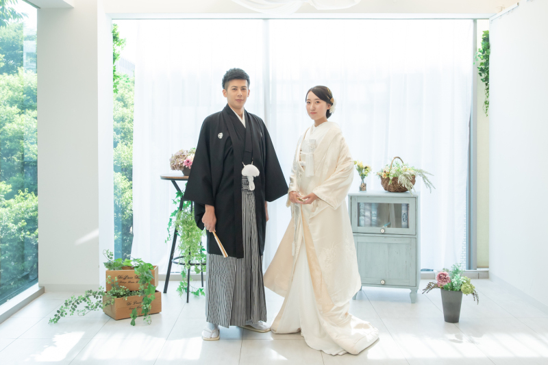 スタジオで叶える、結婚式の前撮り・フォトウェディング