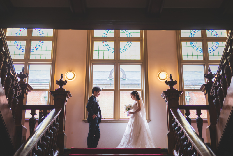 洋館で撮るレトロなウェディングフォト♪