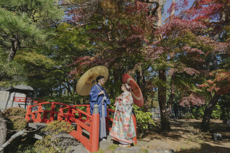 \ご予約急増中/紅葉シーズンのフォトウェディング♪