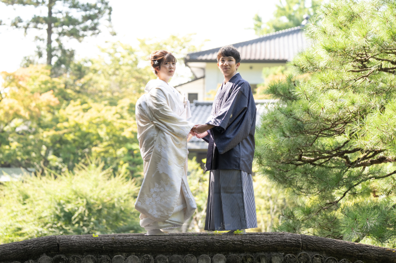 和装で迷っている人必見！　白無垢と色打掛、それぞれの魅力と選び方