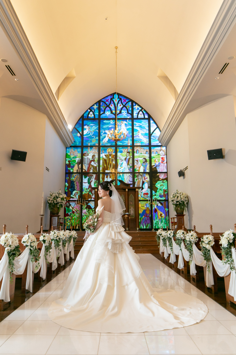 チャペルで結婚写真を♡