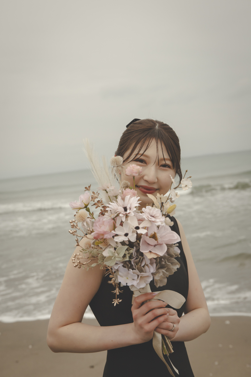 \天気も味方に/海で撮影するおしゃれフォト♡