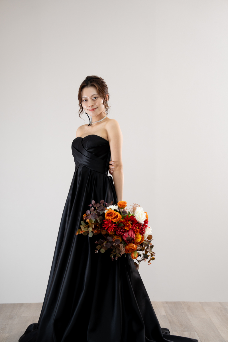 秋冬におすすめ◎深色ドレス