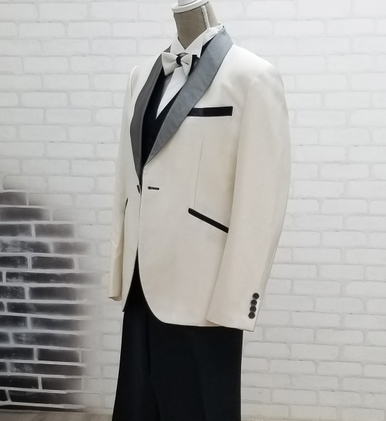 New!!タキシード入荷しました!!