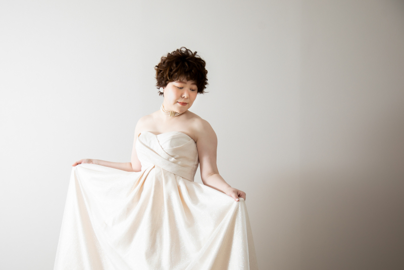新婦様洋装ソロショット♡