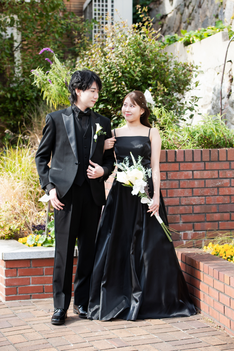 ブラックタキシード＆ドレス