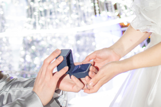 持込小物でお二人らしい写真を・・・