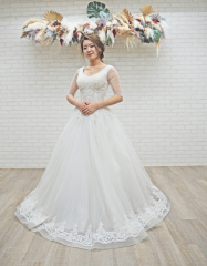 新しいドレス続々入荷しております!!