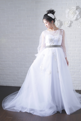 ウェディングドレスコーデ