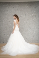 新作ウェディングドレスのご紹介☆