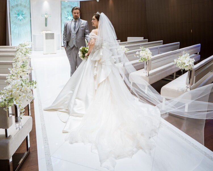 優雅に描かれるトレーンショット♪