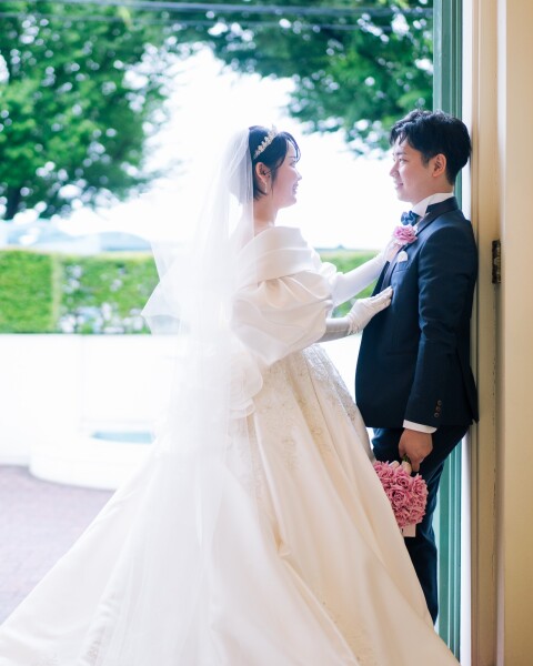 山手のチャペルで、想いが形になる一枚