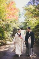 紅葉が彩る、都市の寺院で心に残る撮影【高輪】