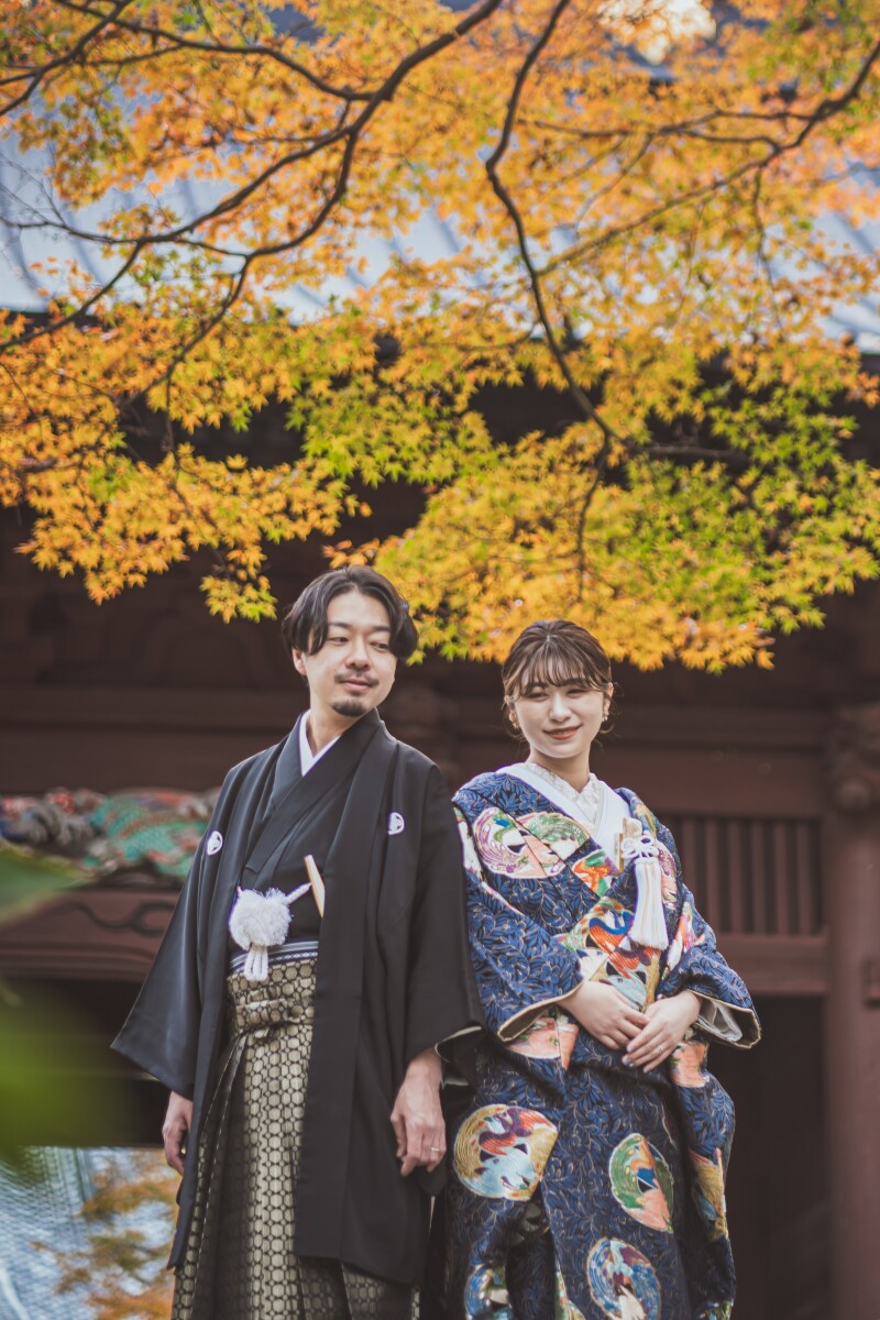色づく紅葉の寺院でメモリアルショット【鎌倉】