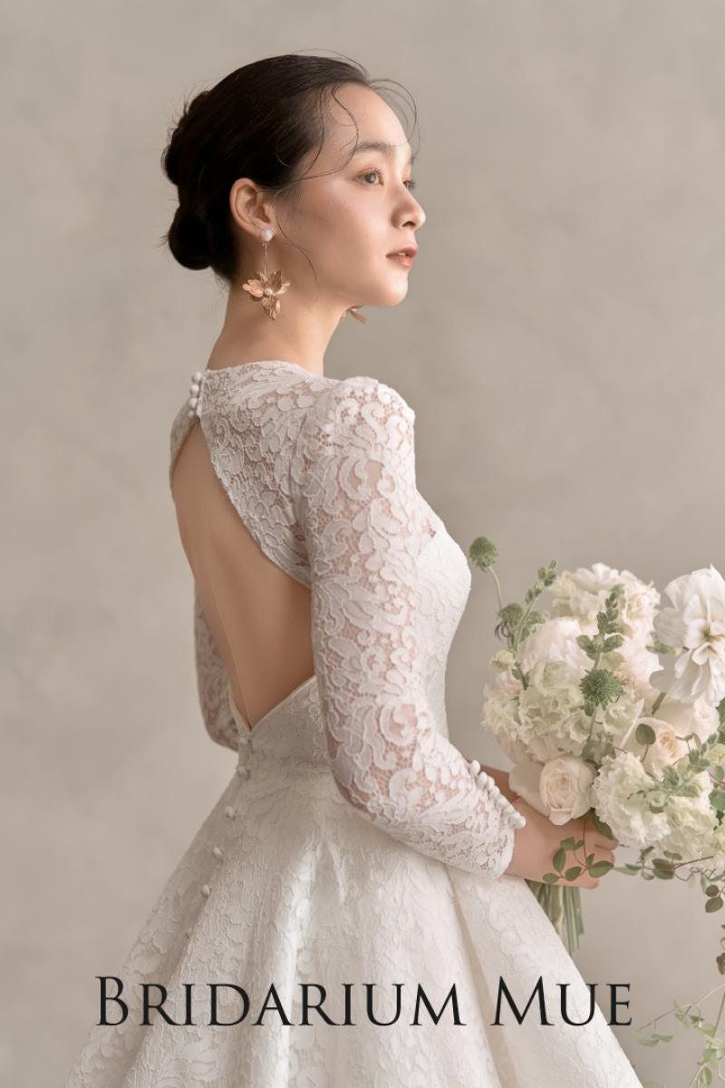 上品・上質・シンプル・洗練コンセプトドレス