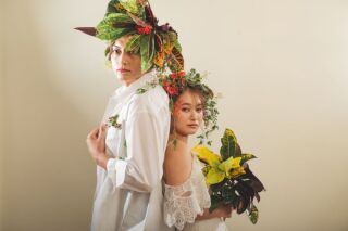 オプションで琉球草花ヘアアレンジはいかが？