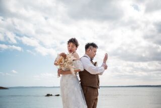 オリジナリティにあふれた撮影!ビーチ撮影+ペイントフォトはいかが!