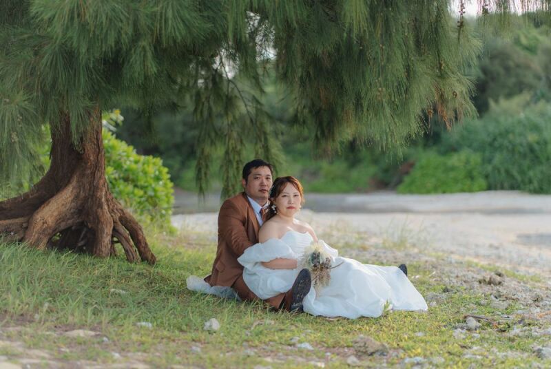 那覇で叶える、琉装とサンセットドレスの贅沢ストーリー