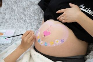 「マタニティペイント」で特別な思い出を！