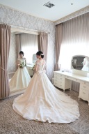 ウエディングドレスの色選び