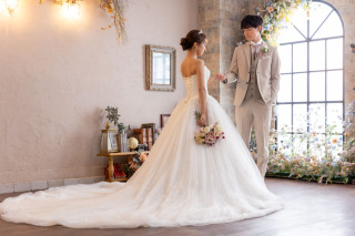 2025年和装にも洋装にも似合う 季節別ウェディングヘアアレンジ集