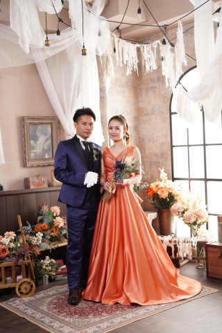 ドレスのライン紹介