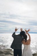 顔を映さないショット