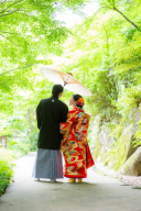 こんにちは！新緑でロケーション撮影のご紹介です。