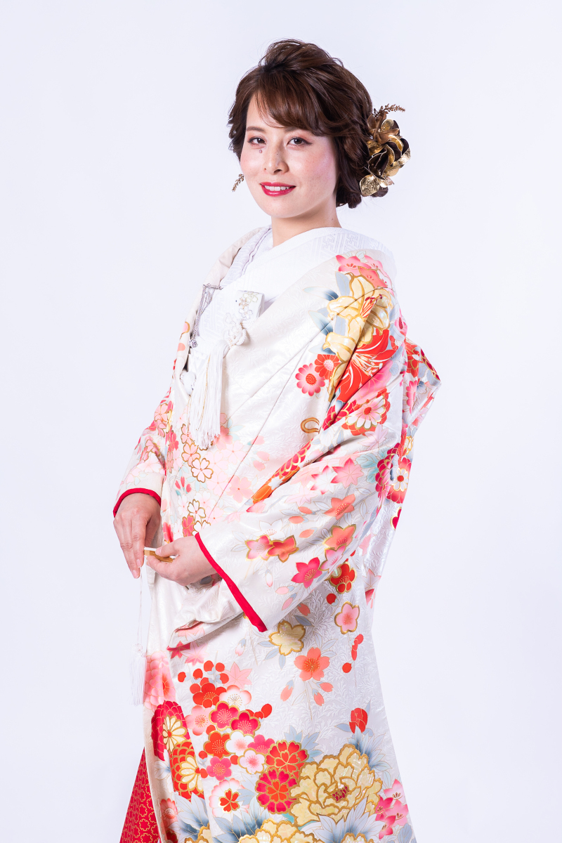 和装の紹介　友禅和装の美しさ