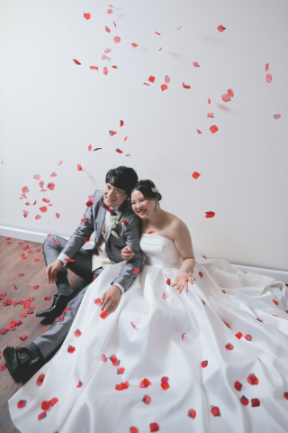 ドレスのネックライン