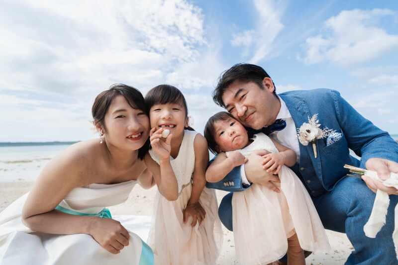 ヘアースタイル&ドレスのご紹介 ステキなファミリーフォト