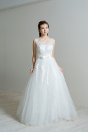 シエロのドレスをご紹介✧