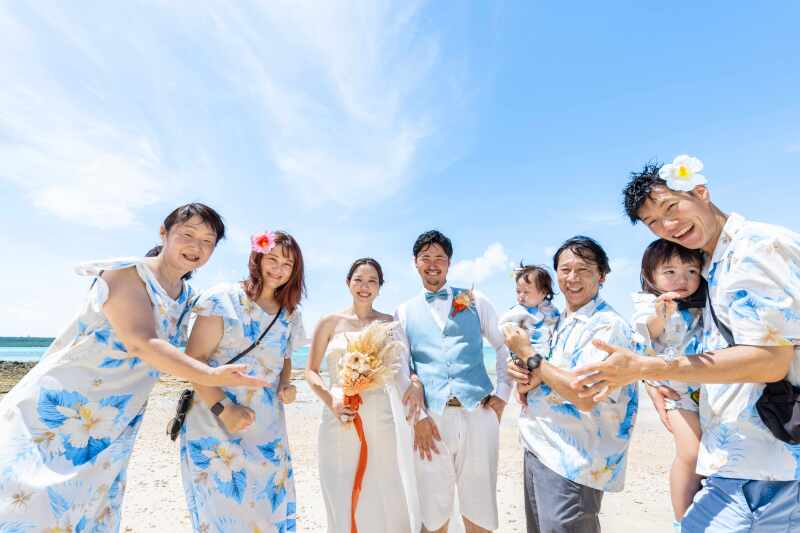 【宮古のスタイリストがご紹介する】ドレスとファミリーフォト