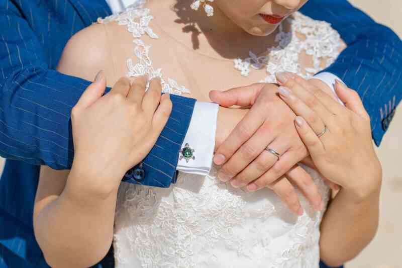 航空券とサロン予約　どっちを先に決めるべき？