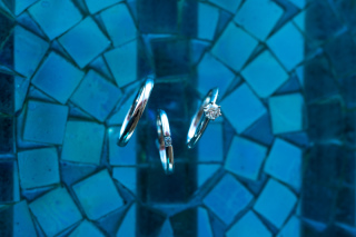 【無料オプション】プロカメラマン撮影のリングフォトも最幸の記念に!