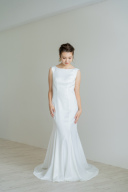 シエロのドレスをご紹介✧