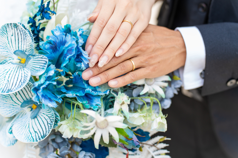  ウェディングブーケのご紹介！凛とした青が美しい【胡蝶蘭】