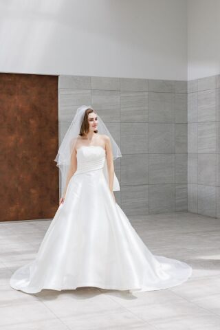 やっぱりドレスにこだわりたい