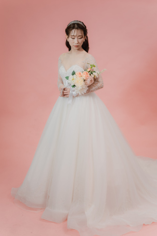 韓国風ビーディングドレス