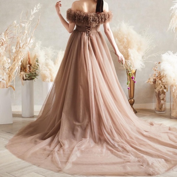 新入荷ブラウンドレス