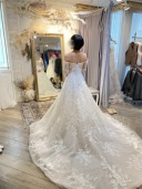 インポートドレス試着