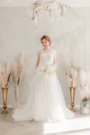 新入荷ホワイトドレス