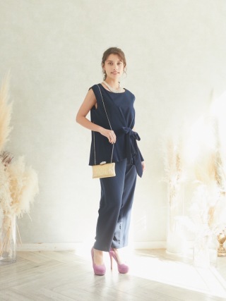 ネイビーパンツドレス