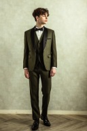 カーキタキシード