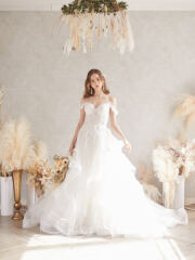 新入荷ウェディングドレス