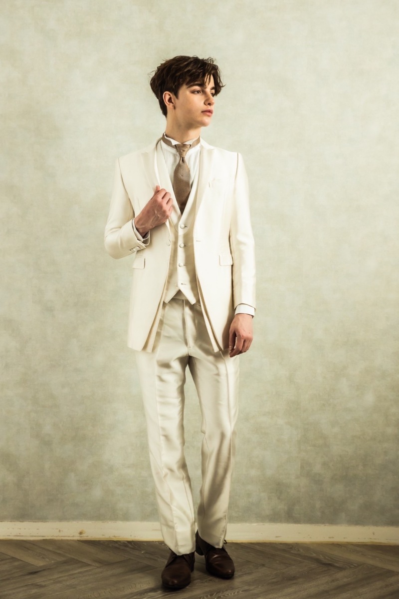 ホワイトタキシード