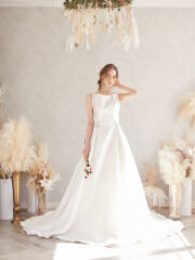 新入荷ウェディングドレス