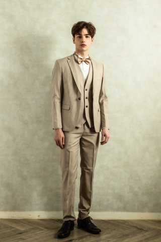 ニュアンスカラータキシード