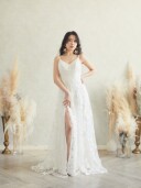 ハイスリットキャミドレス