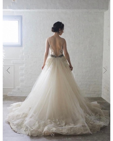 インポートドレス